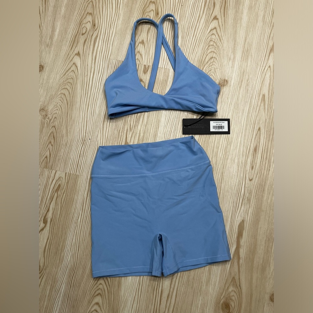 White Fox Boutique Light Blue Sports Bra & Bike Shorts Set